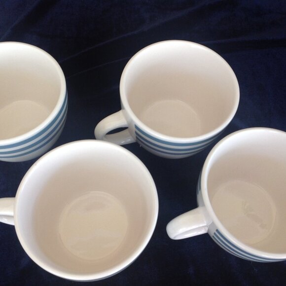 Set of 4 Large Stoneware Mugs White with Blue Stripes - Picture 3 of 4